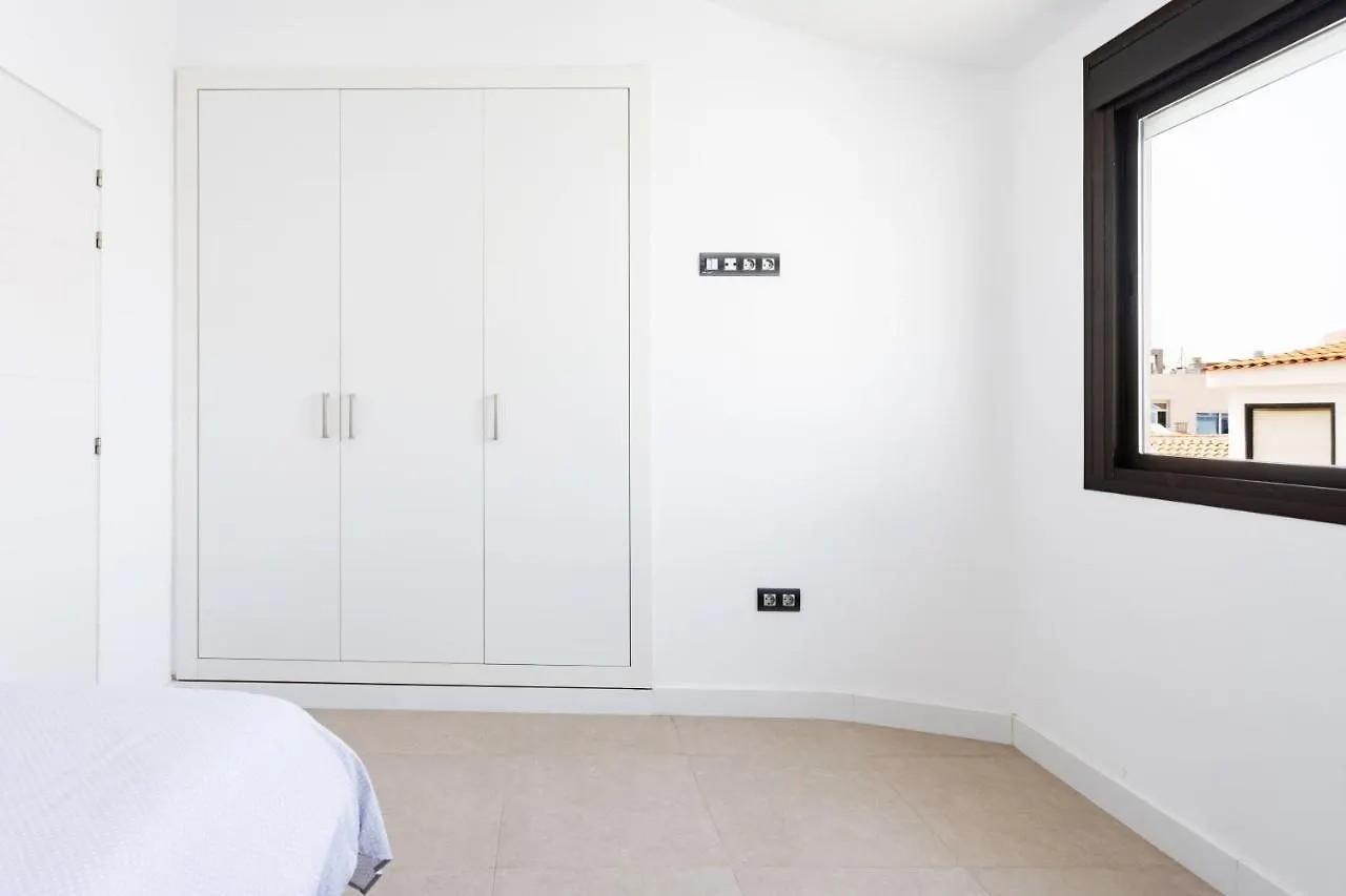 Apartment Playa San Juan Perfect Stay By Sunkeyrents
